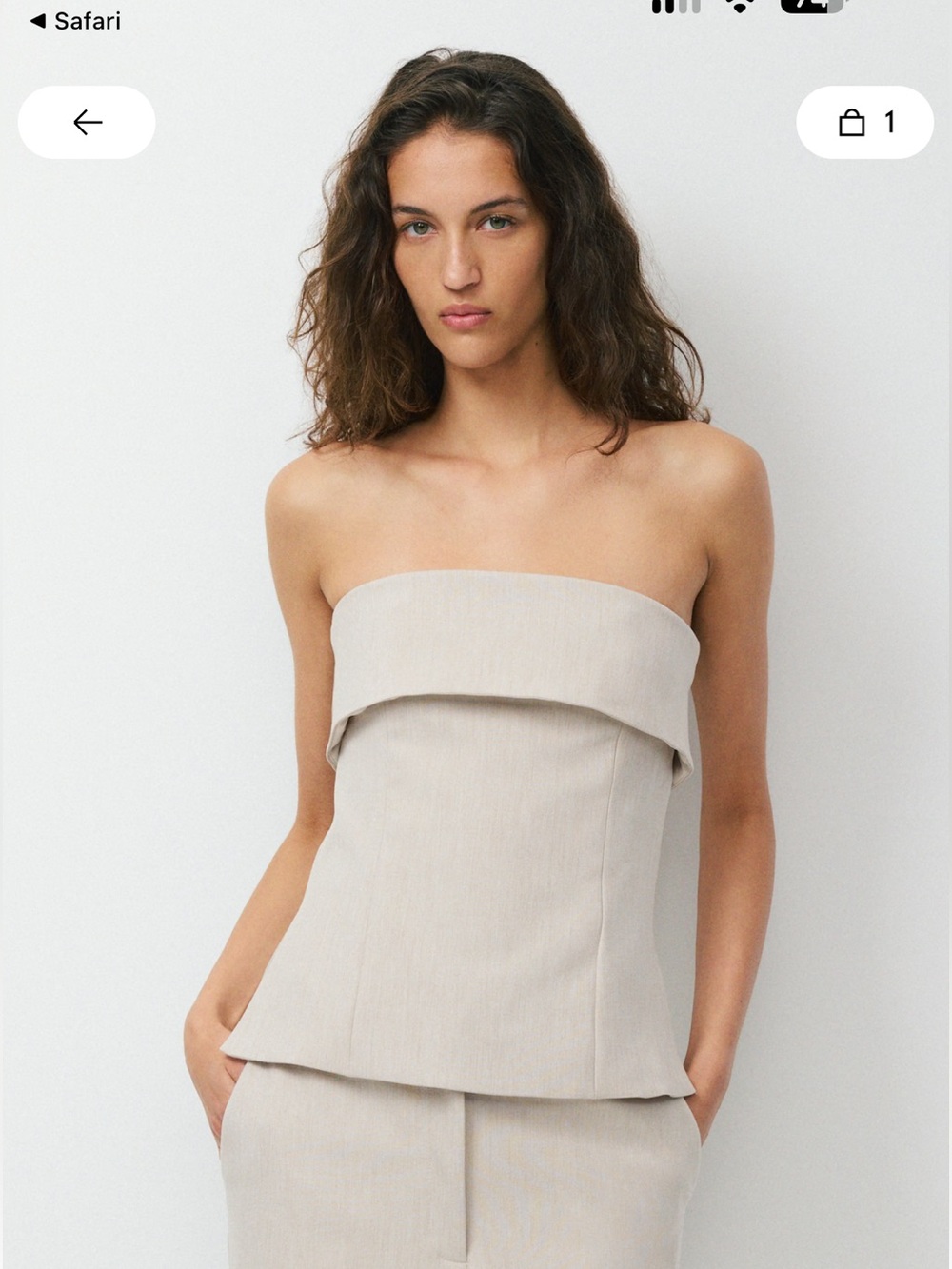 Aritzia Element top in heather matte pearl Size:4